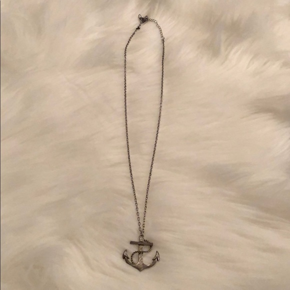 Anchor pendant necklace - Picture 2 of 2